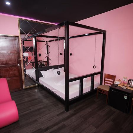 Dubai Luxury Hotel & Massage Cần Thơ Exterior foto